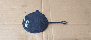 Zaślepka haka holowniczego zderzaka przód BMW M5 G30 F90 8065296 4