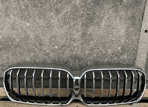 Grill atrapa zderzaka bmw 5 G30 G31 lift fl lci 1