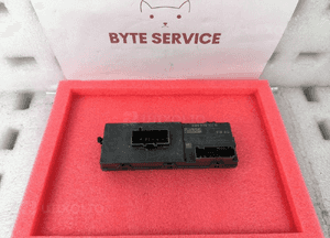 Audi OE Moduł Sterownik klapy bagażnika 4M0959107D 1