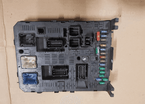 bsi peugeot 1.6 hdi 967847688001