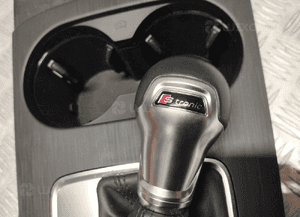 AUDI A3 8V5 TUNEL GAŁKA MIESZEK BIEGÓW 8V1864261G 11