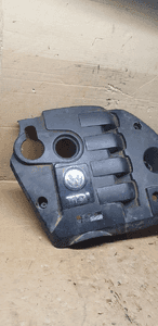 Osłona pokrywa silnika VW Passat B5 FL 1.9 TDI 038103925BE 3