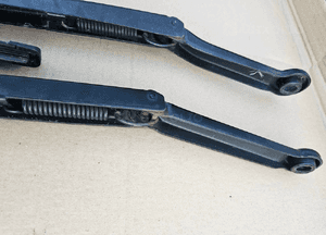 BMW E46 ramię wycieraczki przód przedniej prawej lewej 2