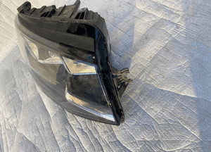 Vw T6 transporter lampa prawa 7E1 4