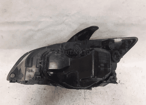 Przod przednia lampa prawa ford focus MK2 3