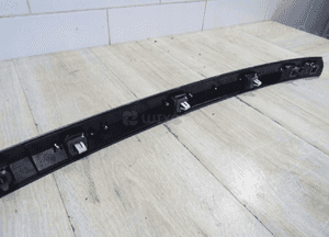 Land rover L460 listwa klapy bagażnika M8E2-404C42 6