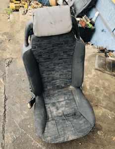 Fotel przedni lewy kierowcy materiał LAND ROVER DISCOVERY 2 II 2