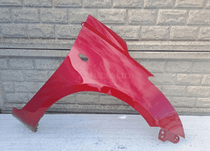 Suzuki swift Mk7 10-17 błotnik przedni prawy 1