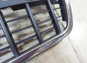 Grill atrapa audi A6 C6 s-line 4F0853651L 8