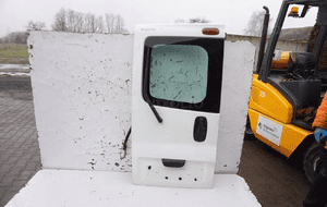 Drzwi skrzydełkowe lewy tył nissan primastar 1 i