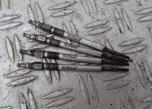 ŚWIECE ŻAROWE VW PASSAT B6 2.0TDI BMR CBBB 4SZTUKI RADOM 1