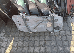 podnośnik szyby golf 4 prawy 3 drzwi 2