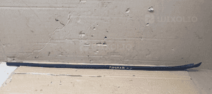 Listwa szyby czołowej prawy przód VW Touareg 7L6854328 1