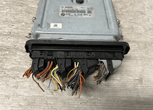 Bmw e70 e71 komputer silnika sterownik 4.0d 8510841 n57d30b 0281017021 2