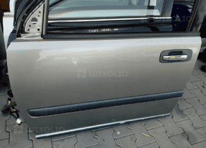 Nissan X-Trail drzwi przod przednie prawe 3