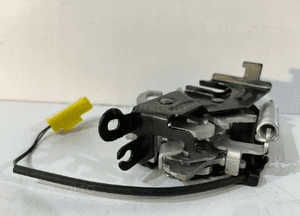 BMW G30 G32 G14 G29 Aktywny zamek maski R- 15459 3