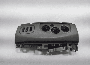 PANEL NAWIEWU NADMUCHU BEZ KLIMATYZACJI RENAULT TRAFIC II VIVARO A 2001-14 2