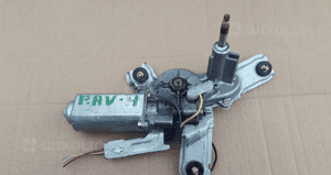 Toyota Rav4 94-00 silniczek wycieraczki tylnej 1