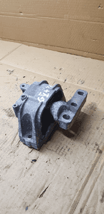 Łapa poduszka silnika VW Golf V Plus 1.9 TDI 1K0199262AS 3