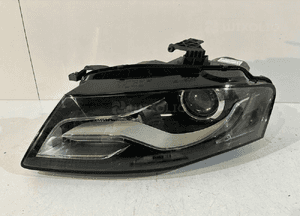 AUDI A4 B8 Lampa przednia Xenon L - 14844 9