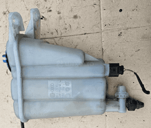 Audi A4 B8 zbiorniczek wyrównawczy chłodnicy 8K0121403C 1
