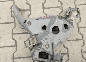 Audi A6 C6 wahacz tył tylny prawy lewy 2