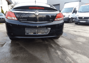 Opel insignia zderzak tył tylny Z20R hatchback 09 1