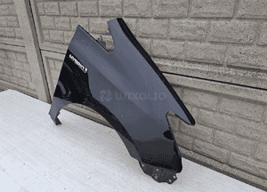 Toyota prius plus błotnik przedni prawy 2