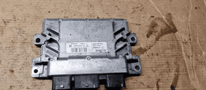 Komputer sterownik silnika Renault Clio III Lift 1.2 TCE 8201077701 8200700600 1