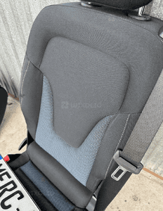 Mercedes 447 Vito EQV Metris fotel dopinany do trójki comfort koziołek  v klasA 3