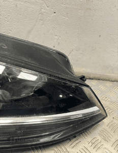 Lampa prawy przod vw golf vii lift 5G1941006D org 4