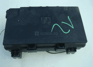 Skrzynka bezpieczników Jeep Grand Cherokee Wk2 2