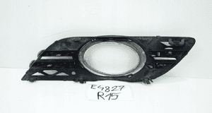 KRATKA RAMKA HALOGENU PRAWY PRZÓD MERCEDES E W211 A2118850822 5