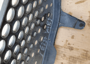 Atrapa grill - toyota yaris verso i 99-05 3