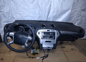 Deska konsola kokpit nagrzewnica ford mondeo MK4 1
