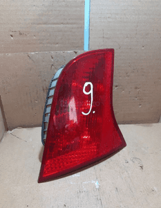 Lampa tylna lewa audi A4 B7 kombi nr 8E9945093 1