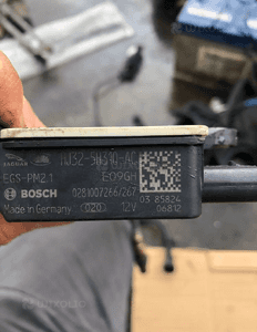 Czujnik ciśnienia spalin z sondą Lambda HJ32-5H310 Range Rover Evoque 2.0 D 2