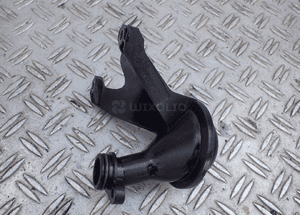 Mercedes W221 221 3.0 3.2 cdi smok oleju A6421800151 radom 1