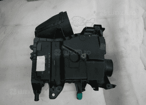 Mercedes a W177 177 filtr powietrza benzyna M282 cała 1