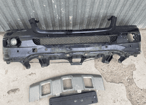 MERCEDES ML 164 zderzak przedni przód kratka halogen podkładka tablicy 1