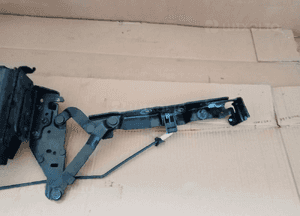 Zawias zamek dachu lewy tył Opel Tigra B 93162675 93162280 3
