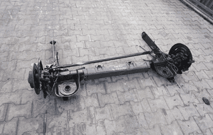 BELKA ZAWIESZENIA TYŁ RENAULT TRAFIC 3 III 1