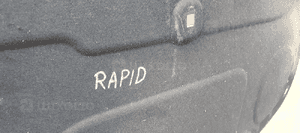 Wygłuszenie maski spinki oryginał Skoda Rapid 5