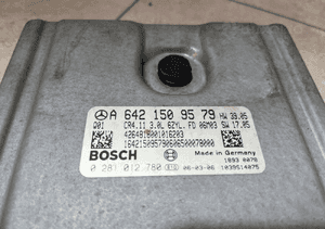 Mercedes W209 3.0CDI komputer ecu silnika sprawny 3