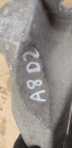 Łapa mocowanie skrzyni biegów Audi A8 D2 4D0399114J 6