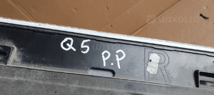 Listwa drzwi prawy przód przednia prawa Audi Q5 8R0853960B 7