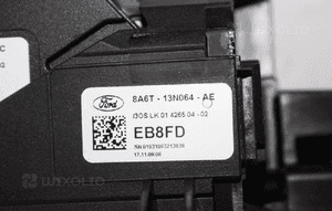 Przełącznik zespolony pod kierownicę FORD FIESTA MK7  8A6T-13N064-AE 2