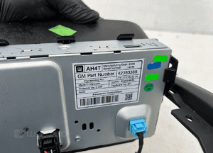 Panel radia srodkowy z wyświetlaczem opel zafira c 1529531 3