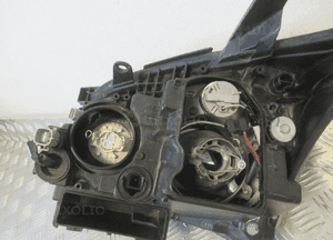 Lampa przednia przód prawa toyota avensis ii T25 soczewka 2003-2006 10