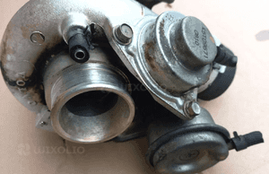 Volvo XC70 S60 V70 S80 2.4T 2.4 T turbosprężarka 9471656 3